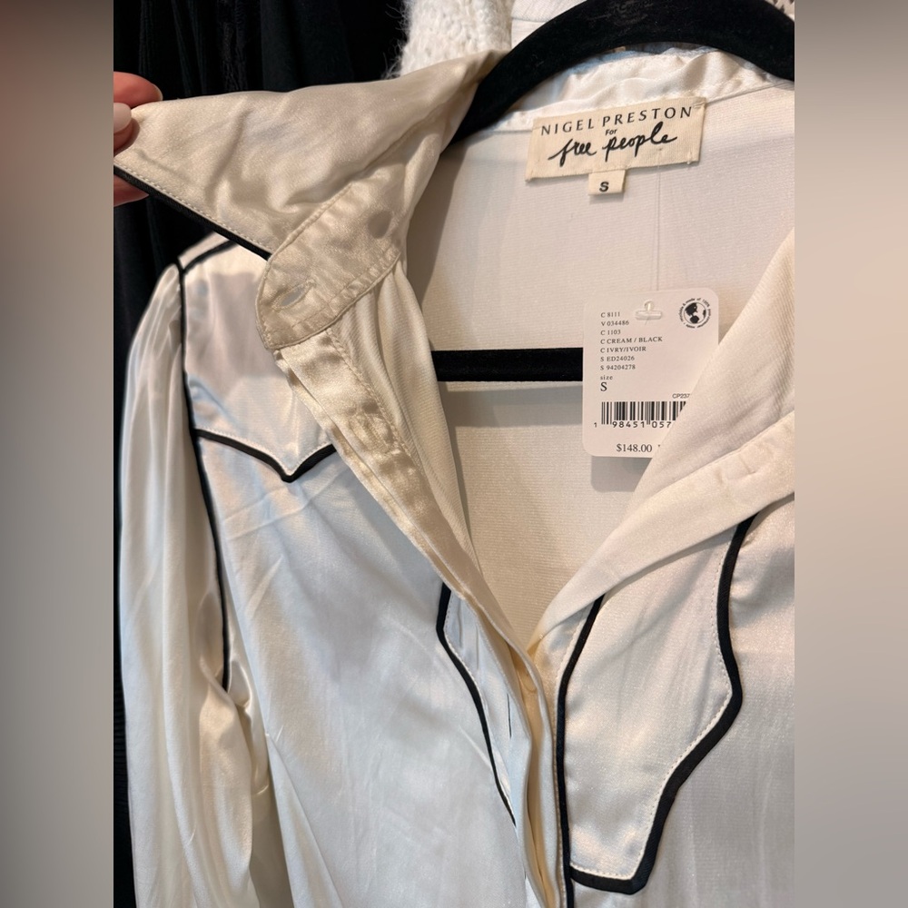 NWT Free People x Nigel Preston Silk Western Blouse Ivory Black Piping Size S - Picture 8 of 8
